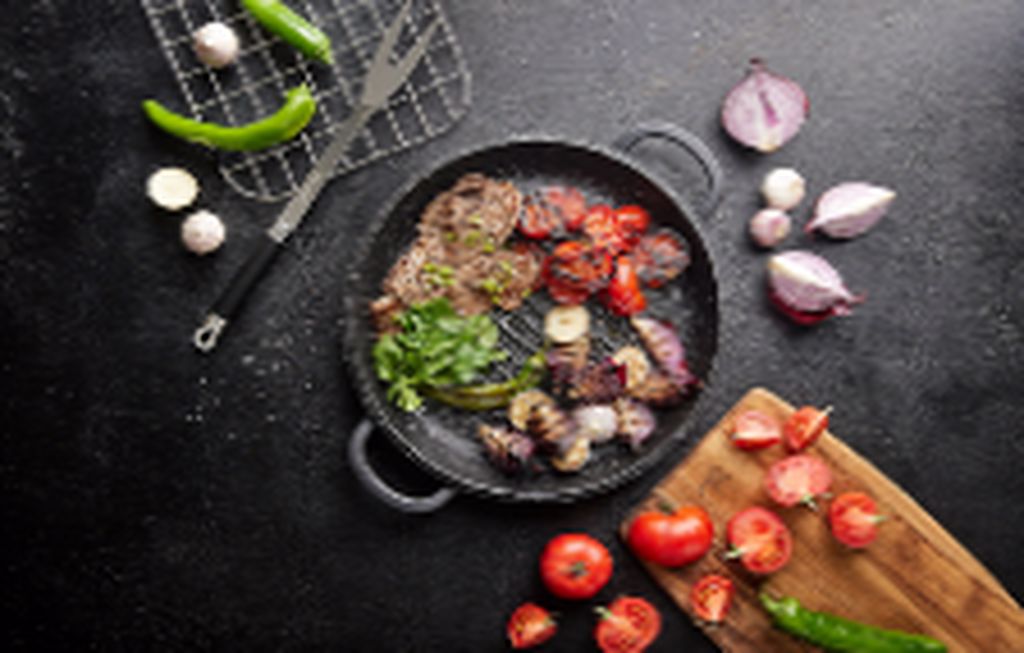 שווארמה סינטה בצל ועגבניה חרוכים